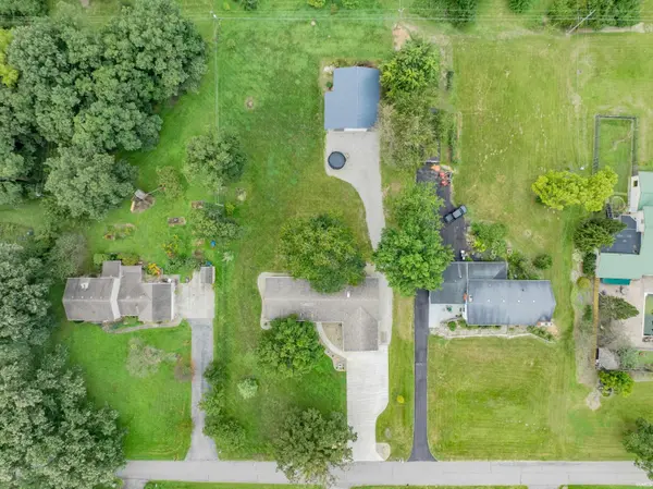 3406 Van Orman DR, Fort Wayne, IN 46804