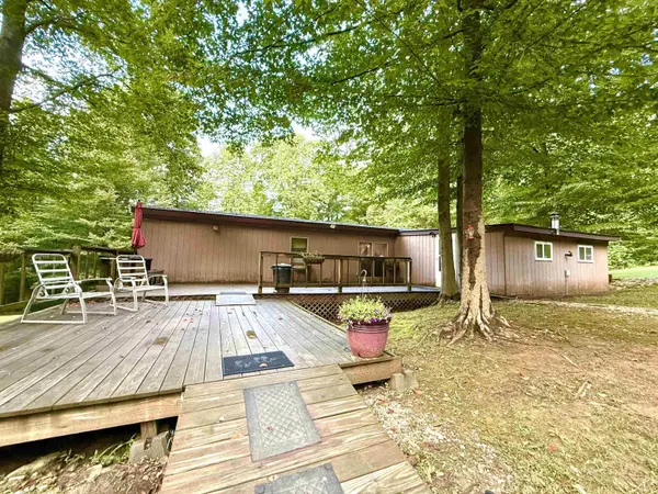 3457 S State Road 37 ***, Paoli, IN 47454