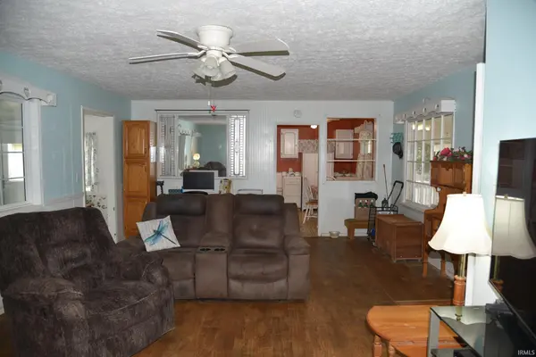 2064 Leatherwood Road ***, Bedford, IN 47421
