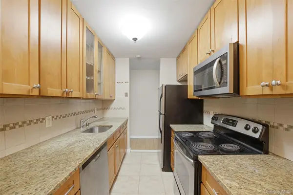421 N Broadway #17, Yonkers, NY 10701
