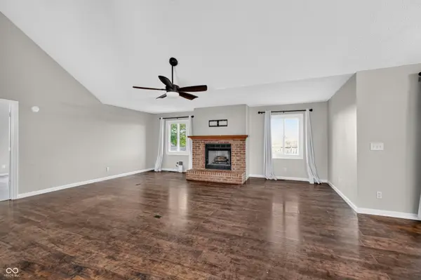 9481 Tiger CT, Lapel, IN 46051