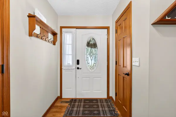 2515 Legendary DR, Martinsville, IN 46151