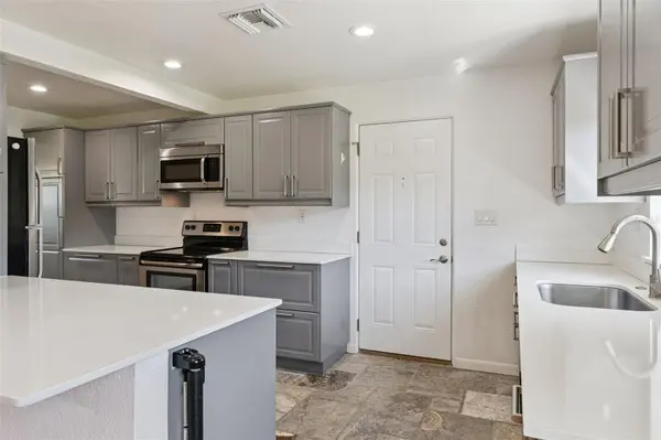 4722 N ORANGE BLOSSOM TRL, Mount Dora, FL 32757