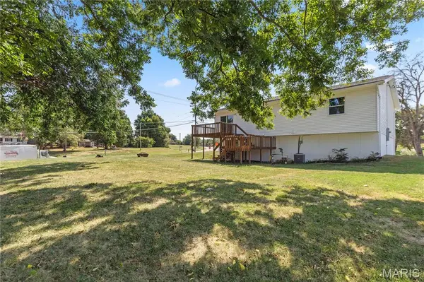3402 Emma LN, Godfrey, IL 62035