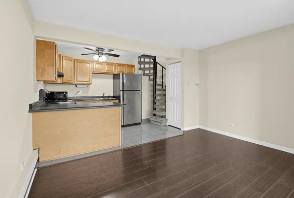 20 Saint Thomas Colony ST #5, Fox Lake, IL 60020