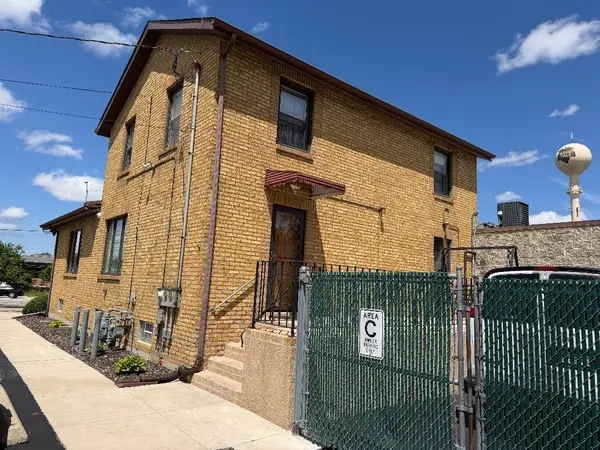 272 W Irving Park RD, Wood Dale, IL 60191