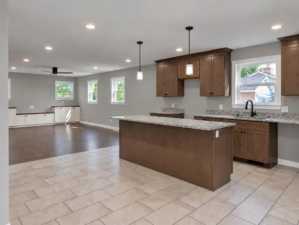 615 Yellowstone Road, Valparaiso, IN 46385
