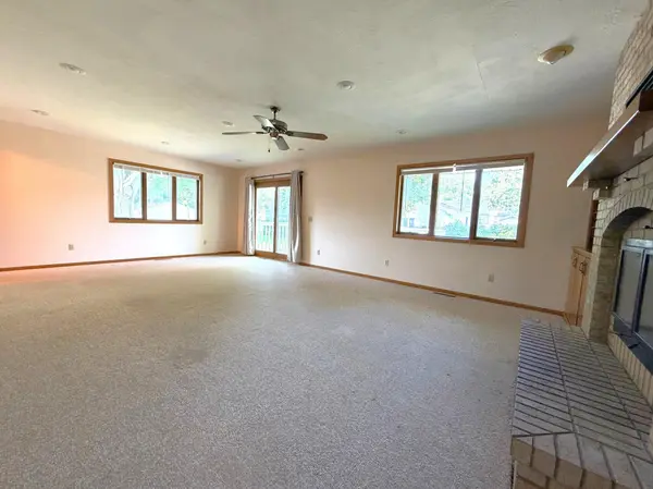 506 1st AVE SE, New Prague, MN 56071