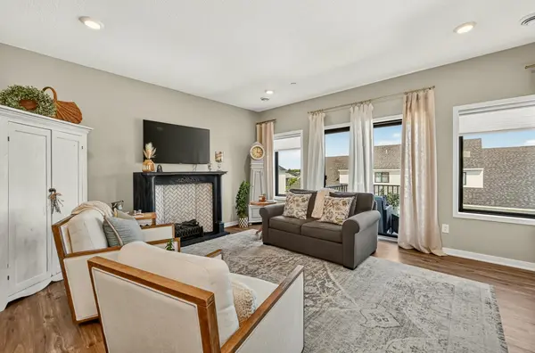 5205 Harvest Square PL NW, Rochester, MN 55901