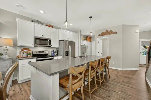 5205 Harvest Square PL NW, Rochester, MN 55901