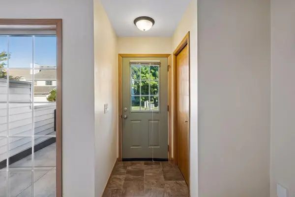12886 Echo LN, Apple Valley, MN 55124
