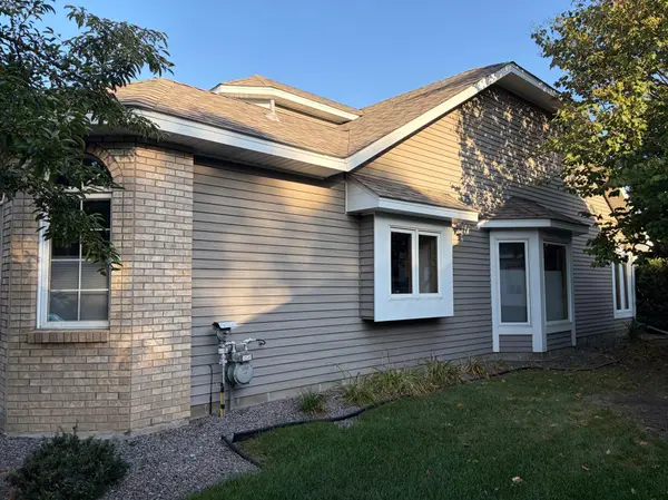 5611 Dunlap AVE N, Shoreview, MN 55126