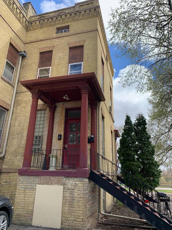 57 11th AVE N #302, Fargo, ND 58102