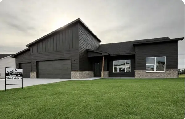 1149 Trek Cir, Goddard, KS 67052