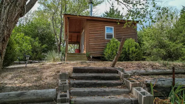 000 E Avenue G, Burrton, KS 67020