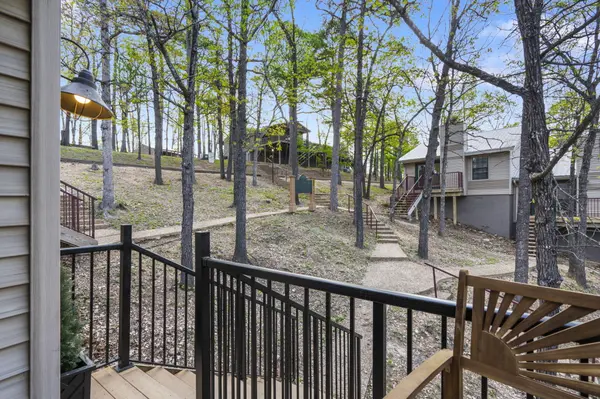 225 Ozark Mountain Resort DR #43, Kimberling City, MO 65686
