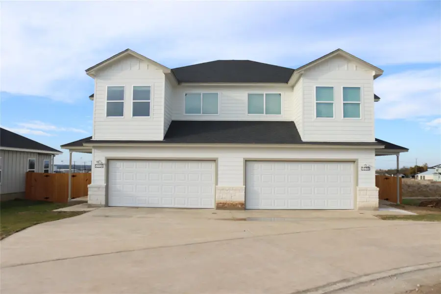 511 Whirlaway DR #B, Jarrell, TX 76537