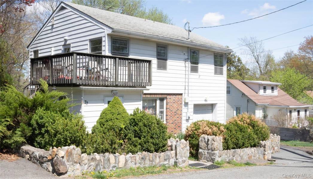 72 Johnson ST, Lake Peekskill, NY 10537
