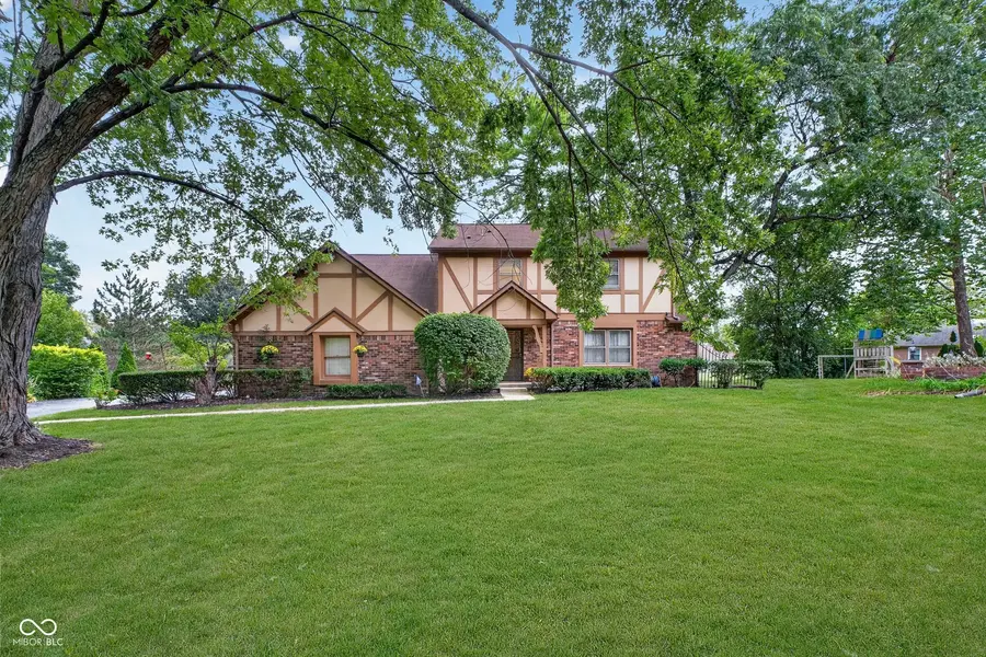 2715 Pomona CT, Indianapolis, IN 46268