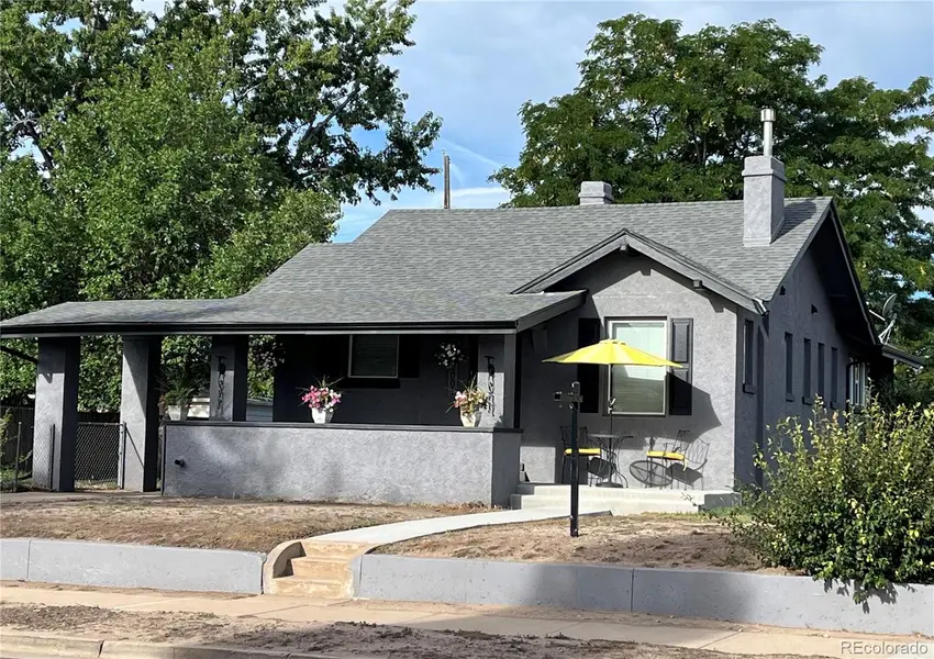 4001 S Acoma ST, Englewood, CO 80110