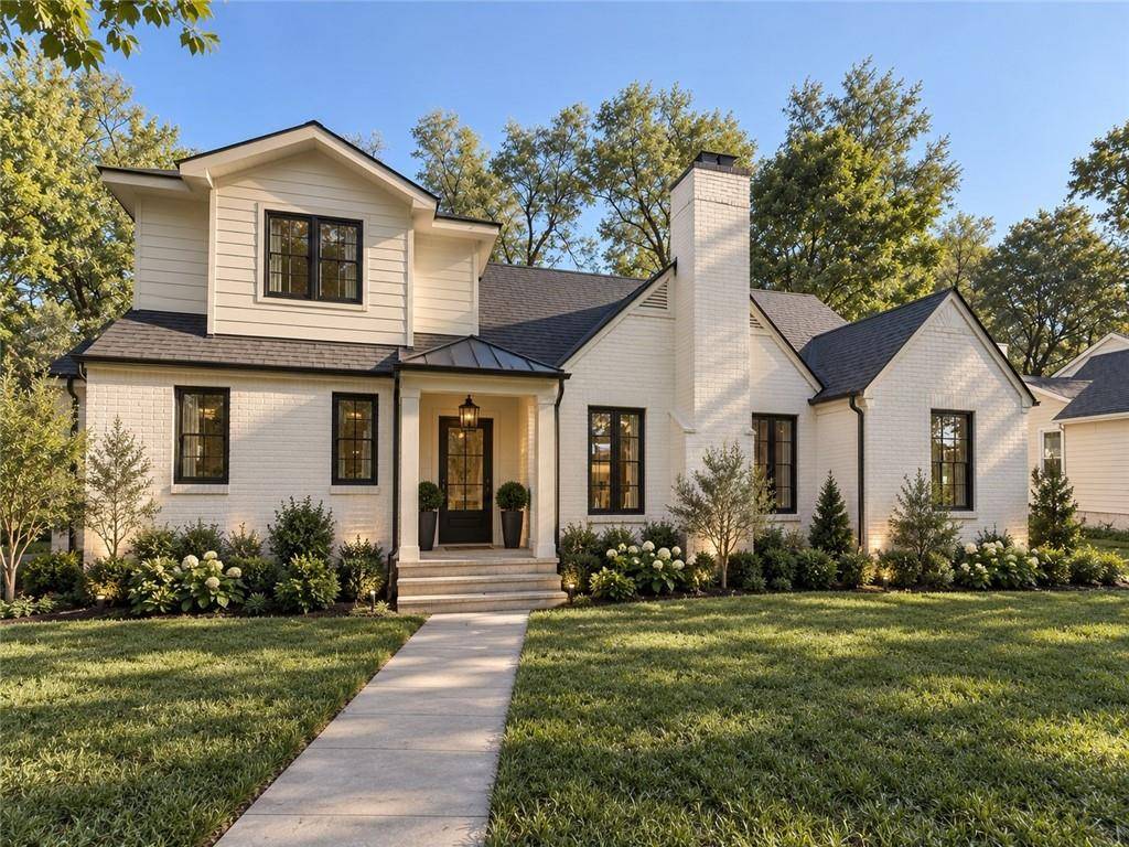2008 W 85th TER, Leawood, KS 66206