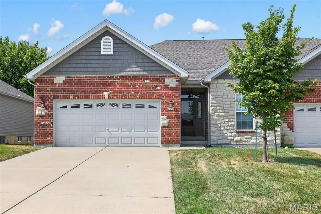 232 Pierce View CIR, Wentzville, MO 63385