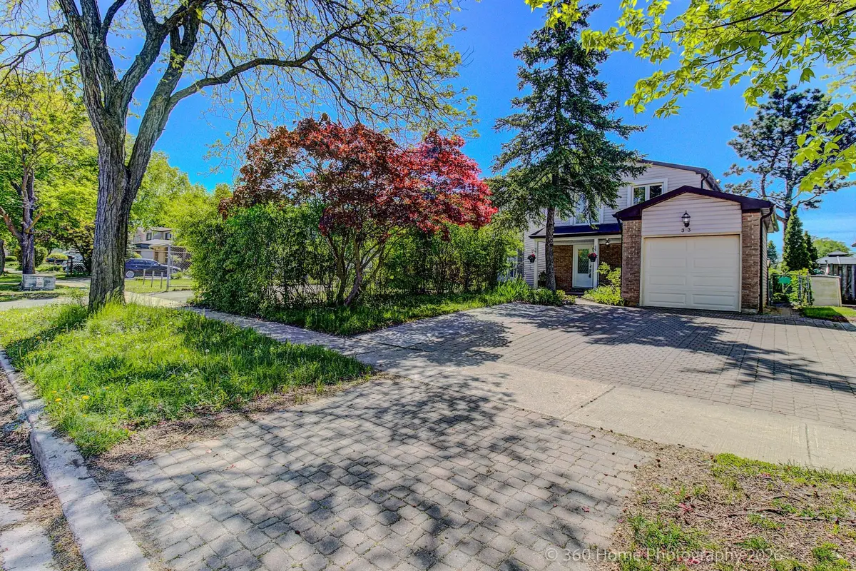 33 kitsilano CRES, Richmond Hill, ON L4C 5A4