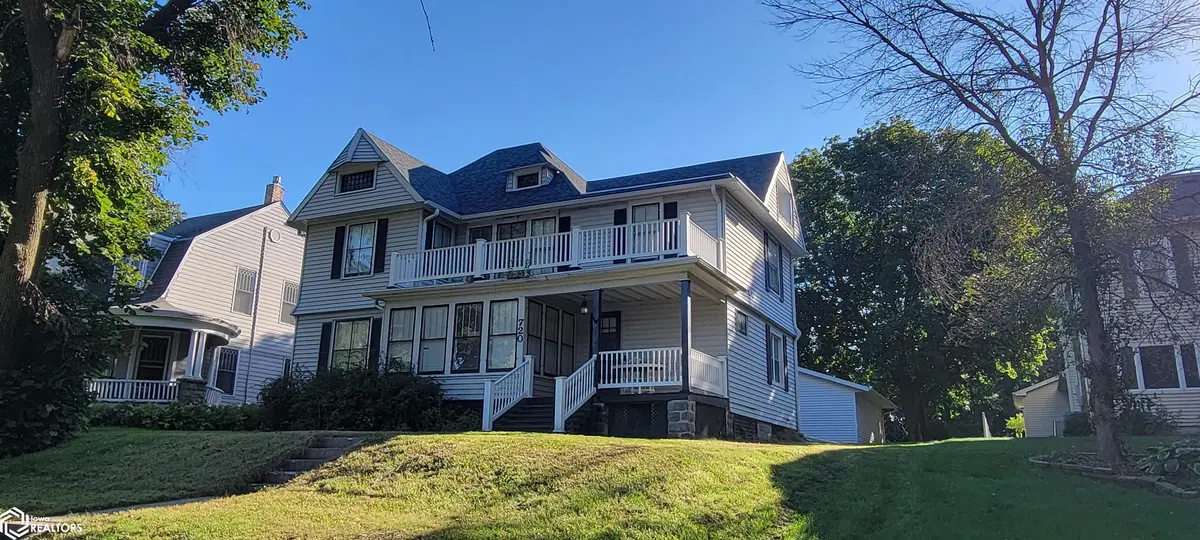 720 N Thorington St, Algona, IA 50511