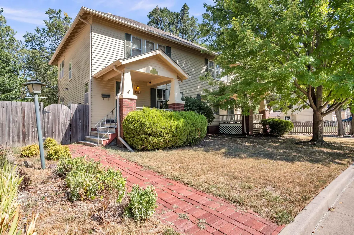 316 N Pine St, Newton, KS 67114