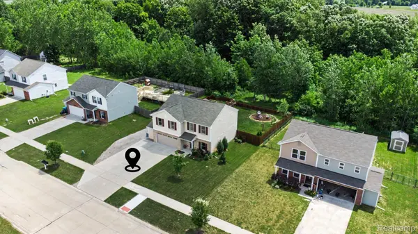 6195 Crooked River DR, Mundy Township, MI 48473