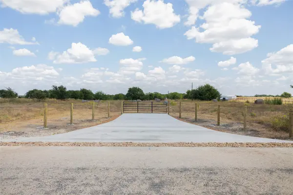 1550 CR 374, Taylor, TX 76574