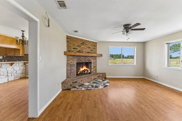 9765 FM 20, Lockhart, TX 78644