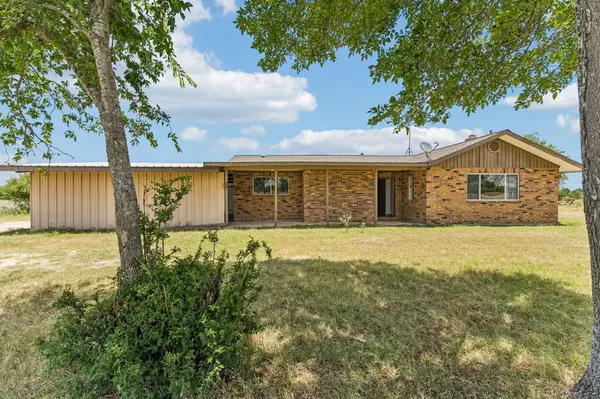 9765 FM 20, Lockhart, TX 78644