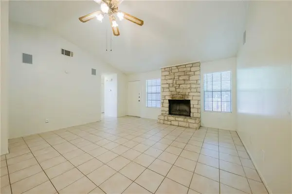 8810 Piney Point DR #B, Austin, TX 78729