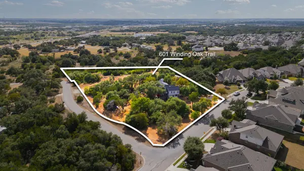 601 Winding Oak DR, Leander, TX 78641