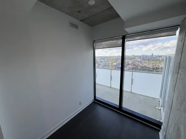 11 Charlotte ST #3003, Toronto C01, ON M5V 0M6