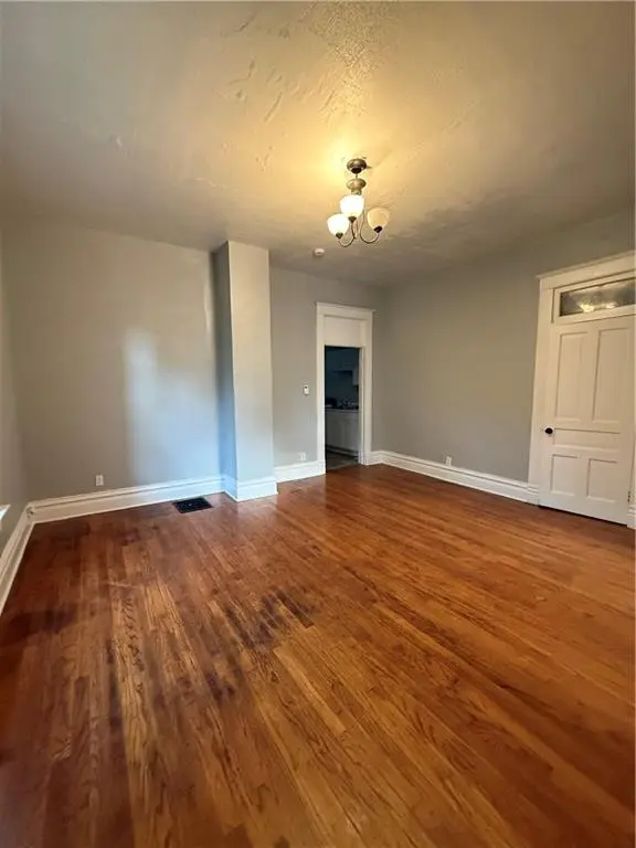 316 N 19th ST, St Joseph, MO 64501