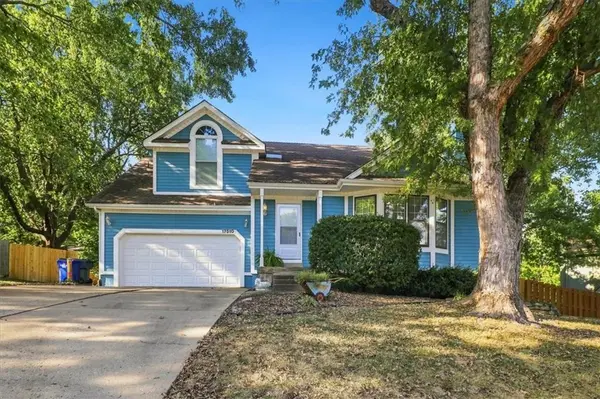 17510 W 116th ST, Olathe, KS 66061