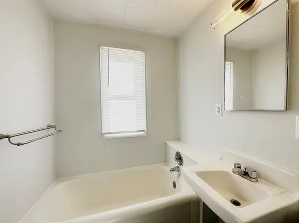 3510 Seneca ST, St Joseph, MO 64507