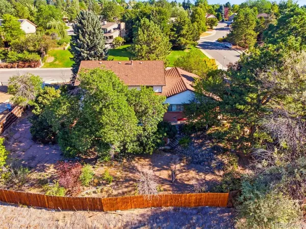 7820 W David, Littleton, CO 80128