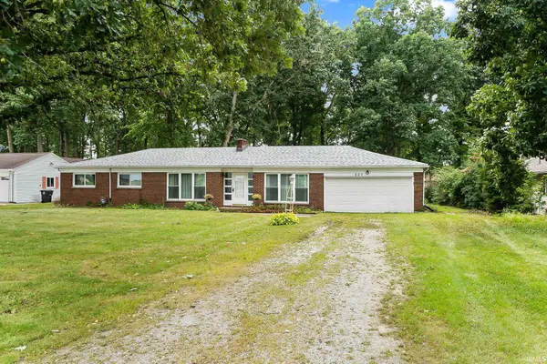 827 W Ludwig RD, Fort Wayne, IN 46825