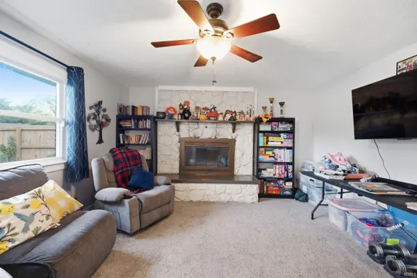 2512 Natalie LN, Lafayette, IN 47905