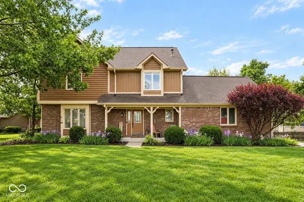 11452 Geist Woods DR, Indianapolis, IN 46236