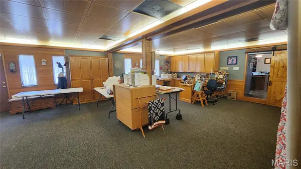 15493 State Highway A, Phillipsburg, MO 65722