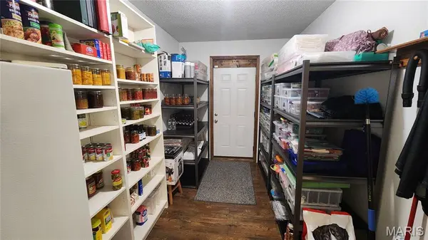 15493 State Highway A, Phillipsburg, MO 65722