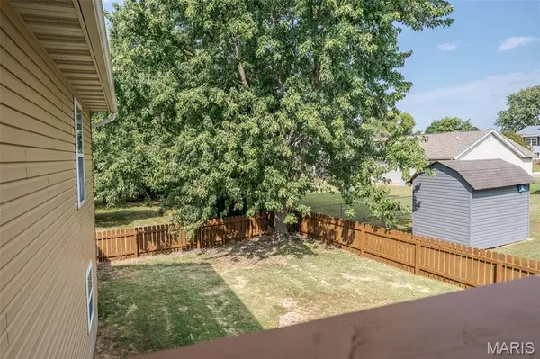 1153 Pat ST, Sullivan, MO 63080