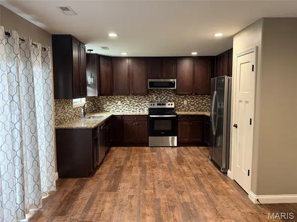 243 Winter Wheat DR, Wright City, MO 63390