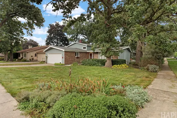 225 S Seymour AVE, Mundelein, IL 60060