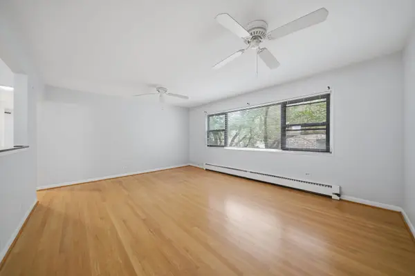 503 Sheridan RD #3B, Evanston, IL 60202