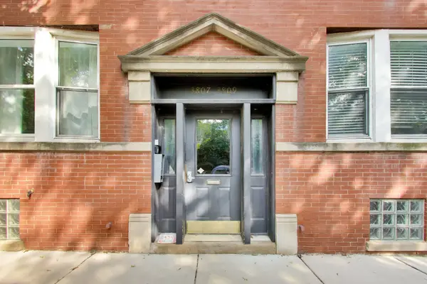 3809 N RAVENSWOOD AVE #1, Chicago, IL 60613